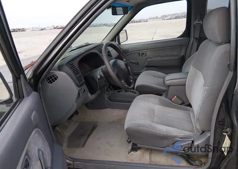 2000 Nissan Frontier Desert Runner Se-V6/Desert Runner Xe-V6 из США, поврежденный, VIN 1N6ED26T9YC364853